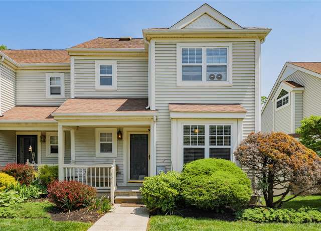 Property at 421 Cornwall Meadows Ln, Patterson, NY 12563, 2 beds, 3 baths