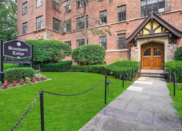 Property at 2 Westchester Ave Unit 3Q, White Plains, NY 10601, 1 bed, 1 bath