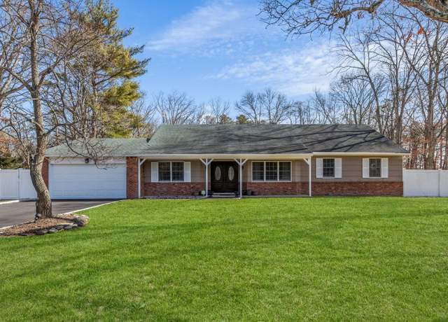 Property at 1220 Carlls Straight Path, Dix Hills, NY 11746, 3 beds, 2 baths