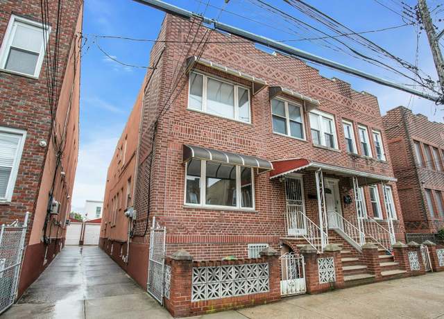 Property at 78-32 67 Dr, Middle Village, NY 11379, 5 beds, 3 baths
