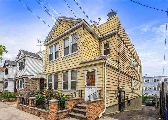 Property at 9735 77th St, Ozone Park, NY 11416, 8 beds, 2 baths