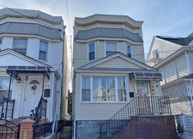 Property at 8746 109th St, Richmond Hill, NY 11418, 4 beds, 1.5 baths