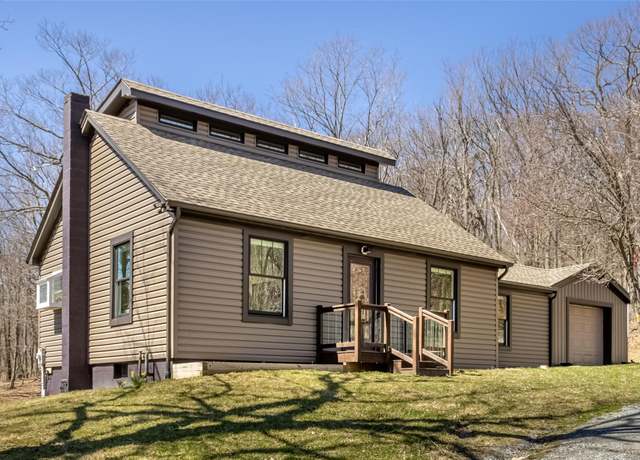 Property at 97 Vista Maria Rd, Cragsmoor, NY 12420, 3 beds, 2 baths