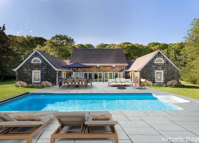 Property at 90 W Meadow Rd, East Setauket, NY 11733, 5 beds, 5 baths