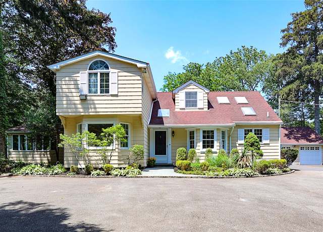 Property at 419 Woodbury Rd, Woodbury, NY 11797, 4 beds, 3.5 baths