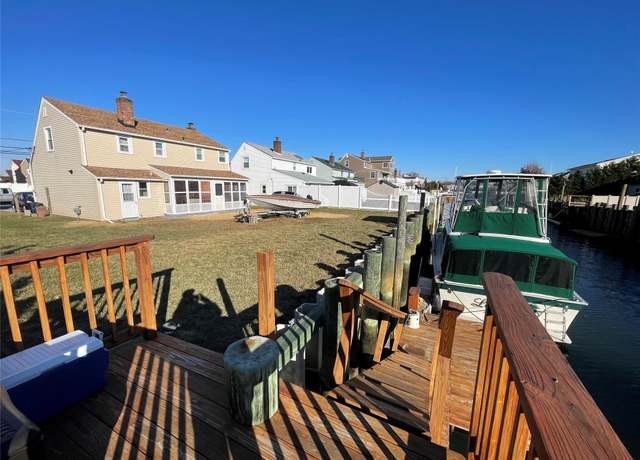 Property at 57 W 3rd St, Freeport, NY 11520, 2 beds, 1.5 baths