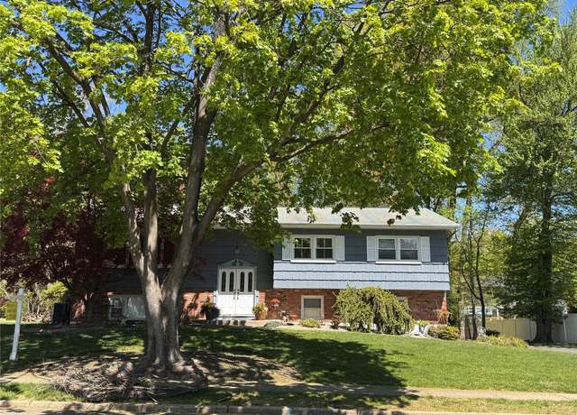 Property at 19 Collingswood Rd, New City, NY 10956, 4 beds, 2.5 baths