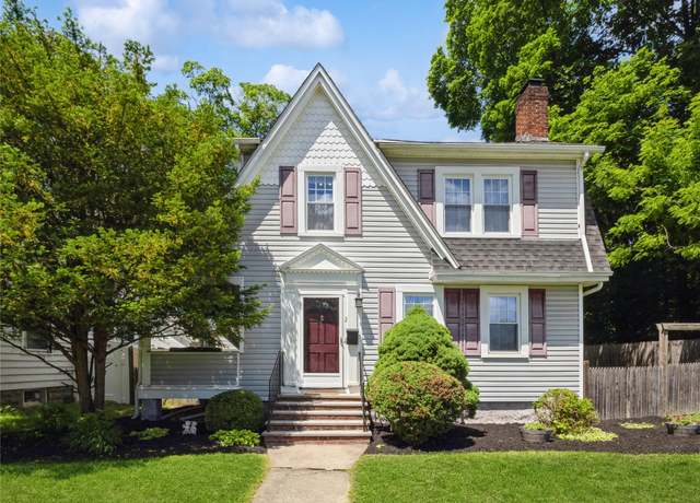 Property at 2 Mitchell Ave, Poughkeepsie, NY 12603, 3 beds, 1.5 baths