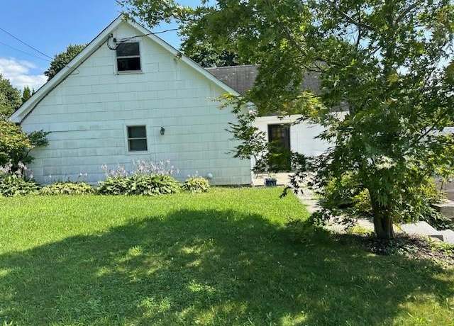 Property at 49 Hickory Dr, Brewster, NY 10509, 1 bed, 1.5 baths