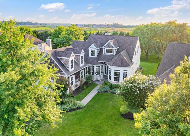 Property at 31 Foxglove Row, Aquebogue, NY 11931, 4 beds, 2.5 baths