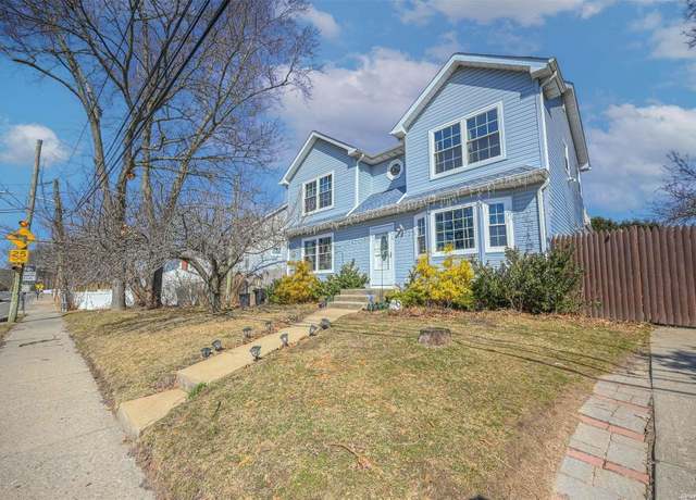 Property at 165 Patchogue Holbrook Rd, Holbrook, NY 11741, 4 beds, 2 baths