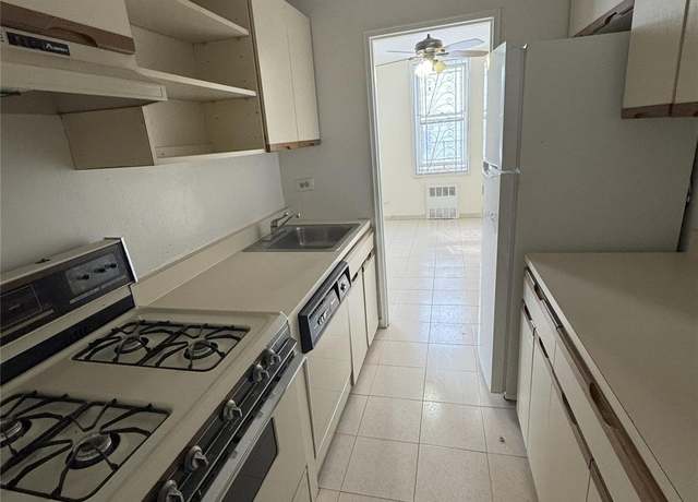 Property at 735 Avenue W Unit 1M, Brooklyn, NY 11223, 1 bed, 1 bath