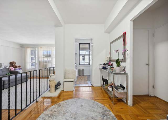 Property at 98-51 64 Ave Unit 7D, Rego Park, NY 11374, 1 bed, 1 bath