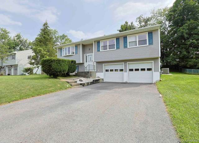 Property at 43 Hankin Loop, Poughkeepsie, NY 12601, 3 beds, 1.5 baths