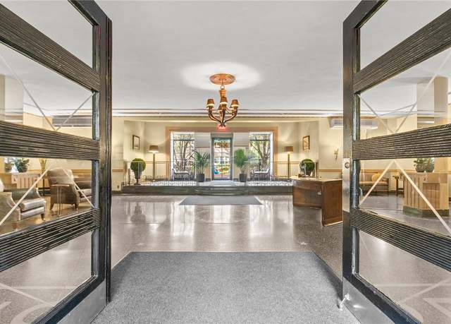 Property at 35 Parkview Ave Unit 6I, Bronxville, NY 10708, 1 bath