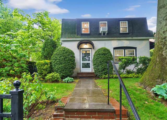 Property at 19 Barstow Rd Unit G, Great Neck, NY 11021, 2 beds, 1.5 baths