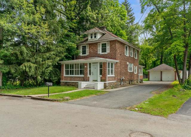 Property at 33 Center Ave, Poughkeepsie, NY 12601, 5 beds, 2 baths