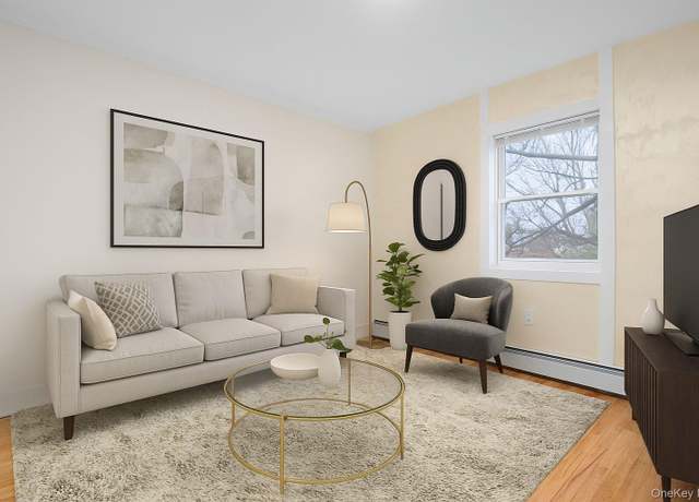 Property at 4518 Richardson Ave, Bronx, NY 10470, 10 beds, 5 baths