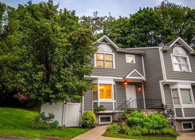 Property at 50 Snowden Ave, Ossining, NY 10562, 2 beds, 2.5 baths
