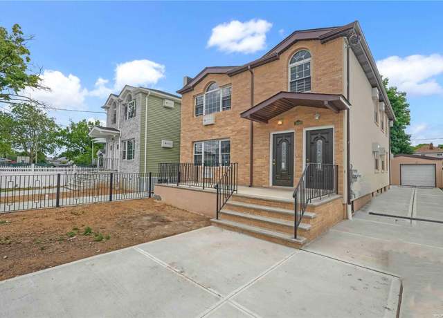 Property at 118-22 189th St, Saint Albans, NY 11412