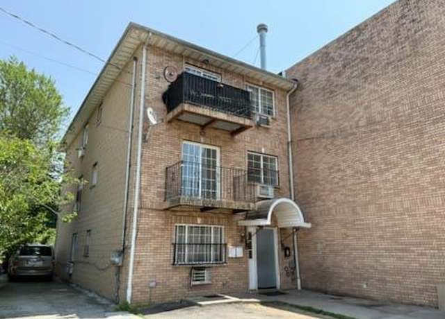 Property at 9317 197th St, Hollis, NY 11423, 9 beds, 6 baths