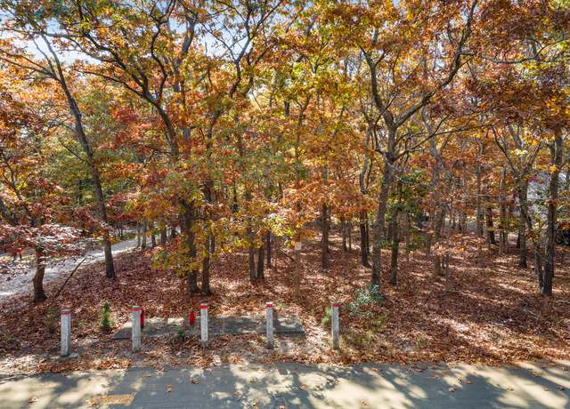 Property at 38 Wooded Oak Lane Wooded Oak, East Hampton, NY 11937