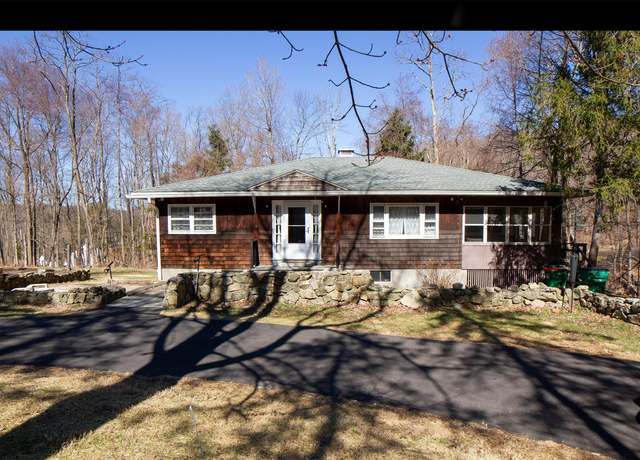 Property at 101 Woodmont Rd, Hopewell Junction, NY 12533, 3 beds, 2 baths