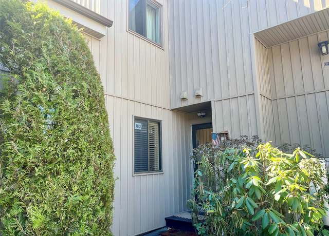 Property at 10 Nicole Cir #3, Ossining, NY 10562, 2 beds, 2 baths