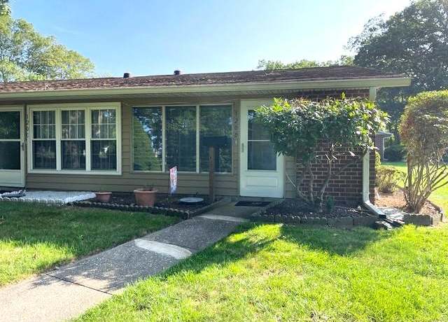 Property at 120 Exmore Ct Unit D, Ridge, NY 11961, 1 bed, 1 bath