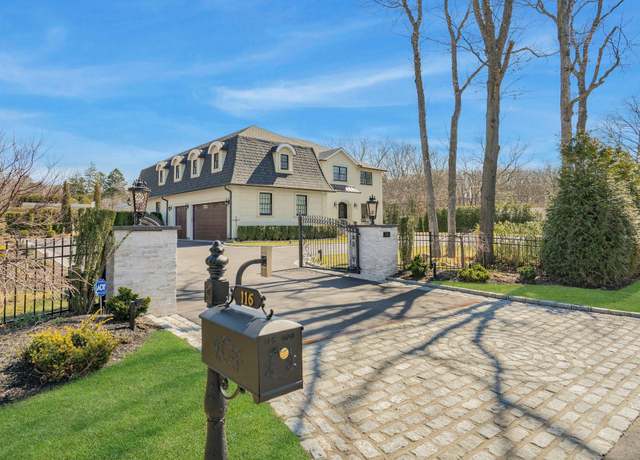 Property at 116 Carman Rd, Dix Hills, NY 11746, 5 beds, 5.5 baths