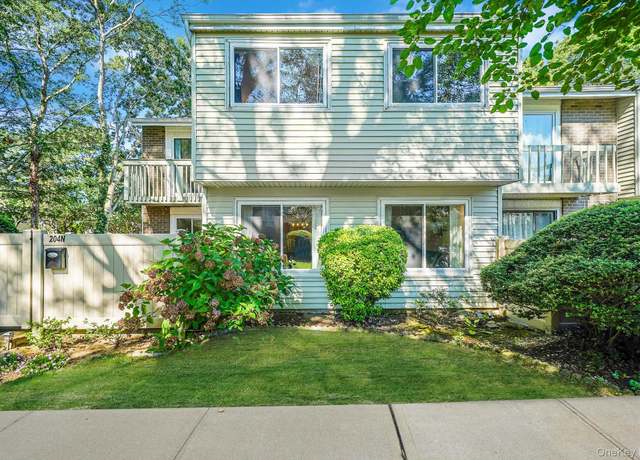 Property at 204 Springmeadow Dr Unit N, Holbrook, NY 11741, 3 beds, 1.5 baths