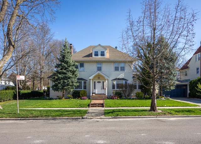 Property at 7203 Ingram St, Forest Hills, NY 11375, 4 beds, 5.5 baths