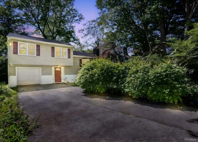 Property at 7 Adele Ct, Montrose, NY 10548, 3 beds, 2 baths