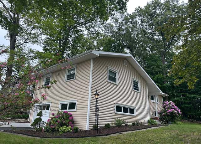 Property at 5 High St, Bedford Hills, NY 10507, 3 beds, 1 bath