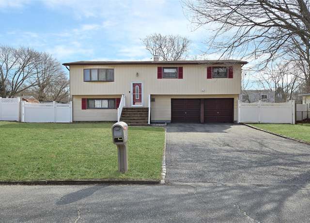 Property at 106 Alcolade Dr E, Shirley, NY 11967, 4 beds, 3 baths