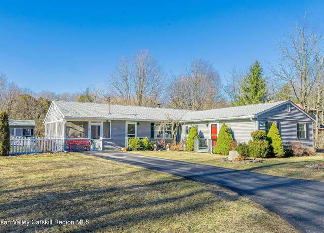 Property at 3 Friedlander Dr, Kerhonkson, NY 12446, 4 beds, 2 baths