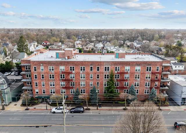 Property at 504 Merrick Rd Unit 1G, Lynbrook, NY 11563, 1 bed, 1 bath