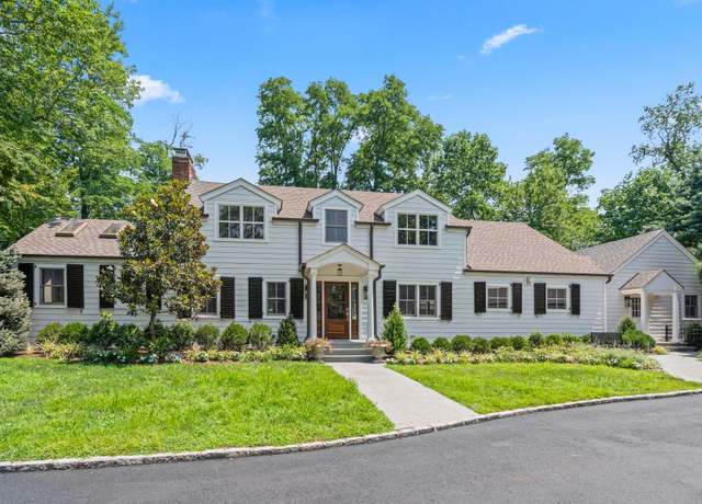Property at 1692 Route 25a/ Private Rd, Laurel Hollow, NY 11791, 4 beds, 4 baths