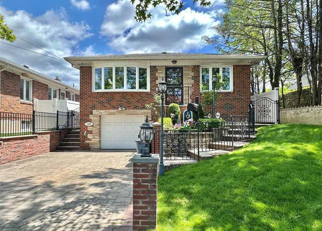 Property at 14-85 166 St, Whitestone, NY 11357, 3 beds, 3 baths