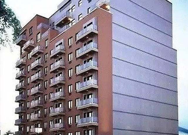 Property at 70-26 Queens Blvd Unit 8C, Woodside, NY 11377, 2 beds, 2 baths