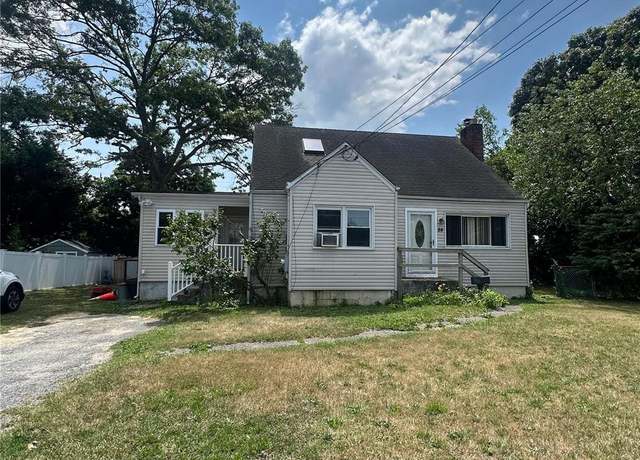 Property at 84 Maddox Ave, Islip, NY 11751, 4 beds, 2 baths