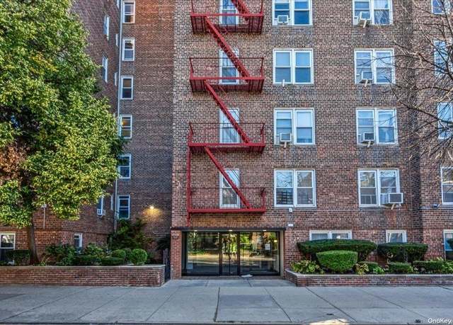 Property at 33-25 90th St Unit 3A, Jackson Heights, NY 11372, 2 beds, 1 bath