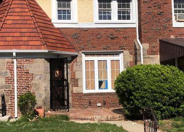 Property at 11638 218th St, Cambria Heights, NY 11411, 4 beds, 2.5 baths