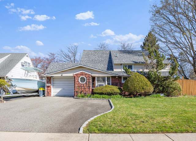 Property at 327 Acre Ln, Hicksville, NY 11801, 4 beds, 2 baths