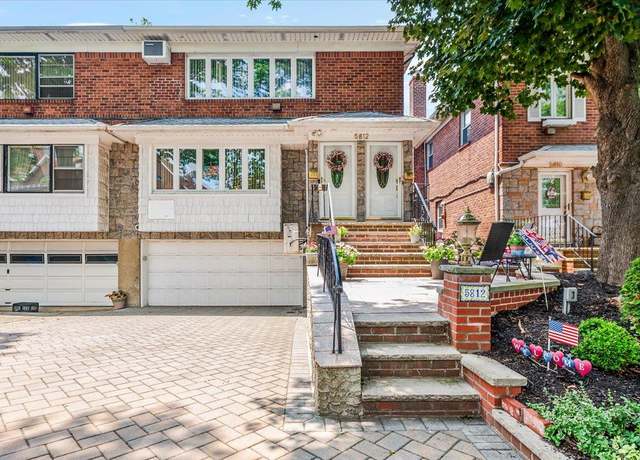 Property at 58-12 183rd St, Fresh Meadows, NY 11365, 6 beds, 5 baths