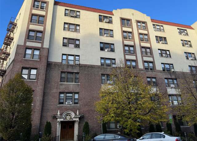 Property at 42 Pondfield Rd W Unit 6C, Bronxville, NY 10708, 2 beds, 1 bath