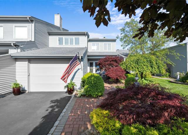 Property at 56 Harbour Dr, Blue Point, NY 11715, 2 beds, 2.5 baths