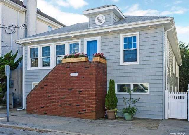 Property at 139 Hewlett Ave, Point Lookout, NY 11569, 4 beds, 2 baths