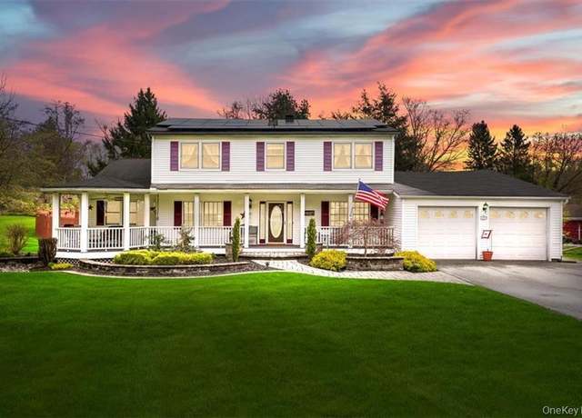Property at 1 Cindy Ln, Highland Mills, NY 10930, 5 beds, 4.5 baths