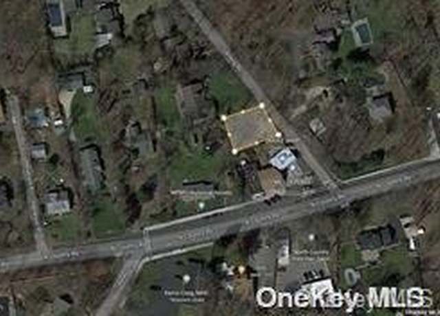 Property at 4 Landing Rd, Miller Place, NY 11764